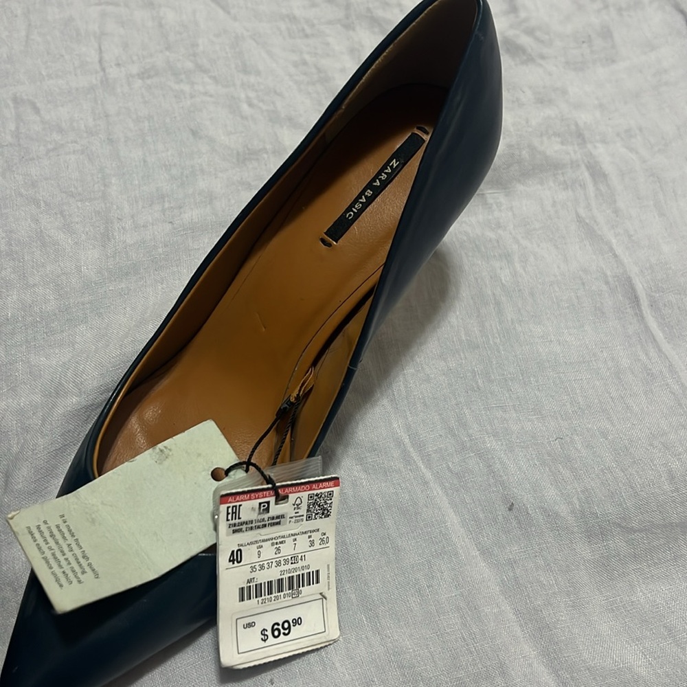 Zara Basic Pump - image 4